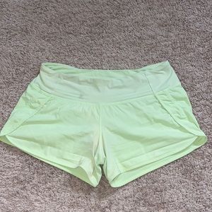 Lululemon shorts size 6